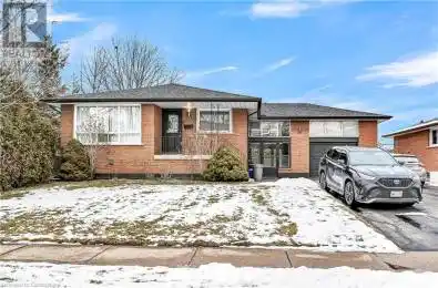 1407 CHARLES Drive Burlington Ontario L7P2C8