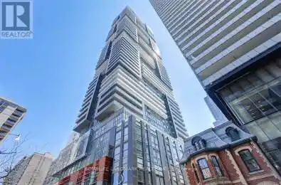 7 Grenville Street Unit# 5805 Toronto (Bay Street Corridor) Ontario M4