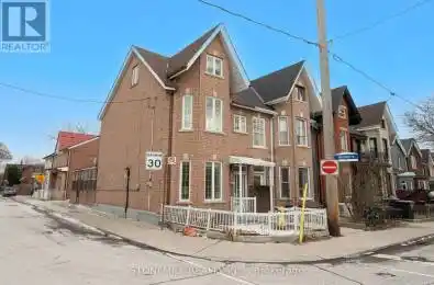 63 Fennings Street Toronto (Trinity-Bellwoods) Ontario M6J3B9