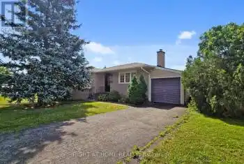 4 Chapman Court, St. Catharines (444 - Carlton/Bunting), Ontario L2M6H9, 5 Bedrooms Bedrooms, ,2 BathroomsBathrooms,All Houses,For Sale,Chapman,X11942808