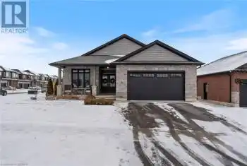 2 MASTERS Lane, Paris, Ontario N3L0H4, 5 Bedrooms Bedrooms, ,3 BathroomsBathrooms,All Houses,For Sale,MASTERS,40693429