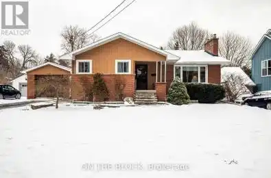 35 Peter Street Markham (Old Markham Village) Ontario L3P2A5