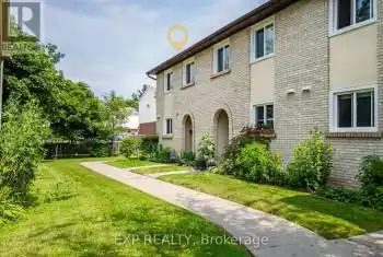 41 Nadia Place Unit# 37, Oakville (College Park), Ontario L6H1K1, 5 Bedrooms Bedrooms, ,3 BathroomsBathrooms,All Houses,For Sale,Nadia,W11952316