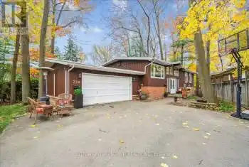 756 King Road, Burlington (LaSalle), Ontario L7T3K6, 4 Bedrooms Bedrooms, ,3 BathroomsBathrooms,All Houses,For Sale,King,W11954199