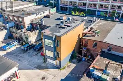 820 Danforth Avenue Toronto (Danforth) Ontario M4J1L6