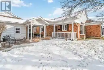 4091 Pear Tree Court Unit# 7, Lincoln (980 - Lincoln-Jordan/Vineland), Ontario L0R2C0, 2 Bedrooms Bedrooms, ,2 BathroomsBathrooms,All Houses,For Sale,Pear Tree,X11957543