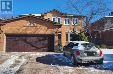 15 Hollingham Road Markham (Unionville) Ontario L3R7Y1