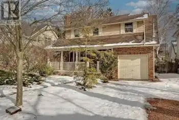 235 Douglas Avenue, Oakville (1013 - OO Old Oakville), Ontario L6J3S2, 5 Bedrooms Bedrooms, ,2 BathroomsBathrooms,All Houses,For Sale,Douglas,W11962224