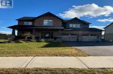 29 Woodstream Drive Huntsville (Chaffey) Ontario P1H0B7