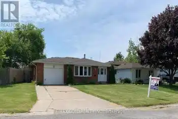 169 Hanna Crescent, Sarnia, Ontario N7S4H4, 5 Bedrooms Bedrooms, ,2 BathroomsBathrooms,All Houses,For Sale,Hanna,X11962402