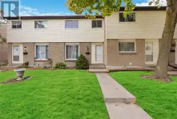 215 TRUDEAU Drive Unit# 26, Sarnia, Ontario N7S4T5, 3 Bedrooms Bedrooms, ,2 BathroomsBathrooms,All Houses,For Sale,TRUDEAU,24024782