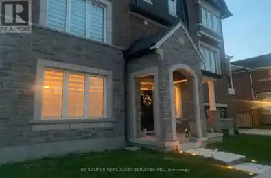 1544 Varelas Passage Oakville Ontario L6H3S2