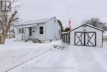 724 New Romaine Street, Peterborough (Monaghan), Ontario K9J2E8, 3 Bedrooms Bedrooms, ,1 BathroomBathrooms,All Houses,For Sale,New Romaine,X11968815