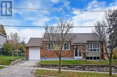 2 Garside Crescent Toronto (Brookhaven-Amesbury) Ontario M6M2Z6