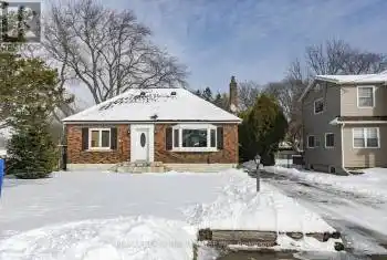 1077 Clearview Avenue, Burlington (LaSalle), Ontario L7T2J2, 2 Bedrooms Bedrooms, ,2 BathroomsBathrooms,All Houses,For Sale,Clearview,W11970437