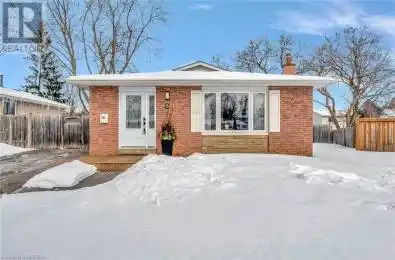 5 THISTLEDOWN Drive Brantford Ontario N3R6R3