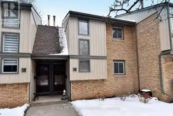 302 Vine Street Unit# 16, St. Catharines (444 - Carlton/Bunting), Ontario L2M7M6, 3 Bedrooms Bedrooms, ,1 BathroomBathrooms,All Houses,For Sale,Vine,X11971371