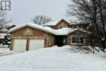 203 Ferndale Drive, Barrie (Ardagh), Ontario L4N8A1, 6 Bedrooms Bedrooms, ,4 BathroomsBathrooms,All Houses,For Sale,Ferndale,S11975507