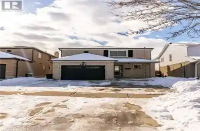 203 MACINTOSH Drive Stoney Creek Ontario L8E3Y1