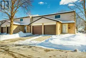 215 TRUDEAU Drive Unit# 77, Sarnia, Ontario N7S4T5, 3 Bedrooms Bedrooms, ,1 BathroomBathrooms,All Houses,For Sale,TRUDEAU,25003014