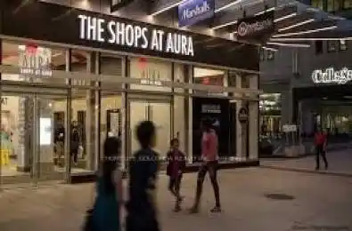 384 Yonge Street Unit# 104 Toronto C01 Ontario M5B 1S8