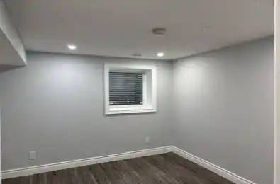 26 Kenninghall Boulevard Unit# Lower Mississauga Ontario L5N 1J4