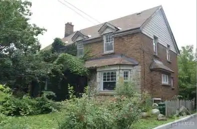 344 Tweedsmuir Avenue Westboro - Hampton Park Ontario K1Z 5N4