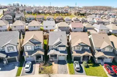 542 Isaiah Crescent Kitchener Ontario N2E 0B4