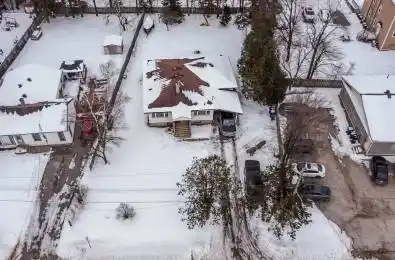 8 Summerset Place Essa Ontario L3W 0G4