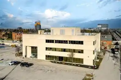 698 Lawrence Avenue Toronto W04 Ontario M6A 3A5