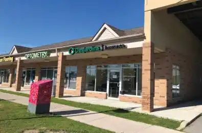 5 Swan Lake Boulevard Unit# 6 Markham Ontario L6E 0K7