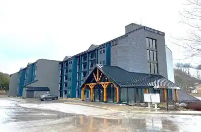 80 Horseshoe Boulevard Unit# 403 Oro-Medonte Ontario L4M 4Y8