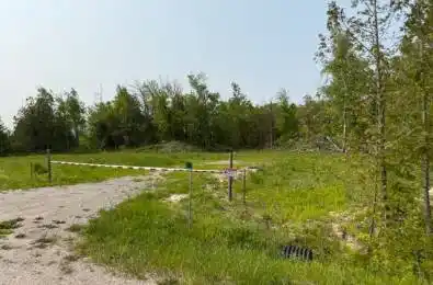 3 Lorne Beach Road Kincardine Ontario N0G 2T0