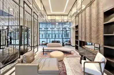 251 Manitoba Street Unit# TH-113 Toronto W06 Ontario M8Y 4G9