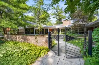 55 WILLINGDON Road Rockcliffe Park Ontario K1M 2J6