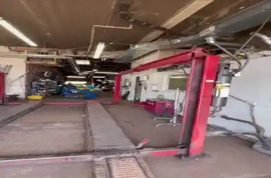 1211 Kennedy Road Toronto E04 Ontario M1P 2L2