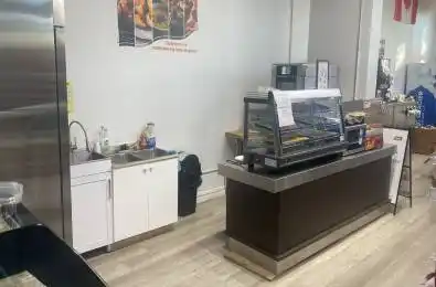 211 A Ranee Avenue Toronto W04 Ontario M6A 0C7