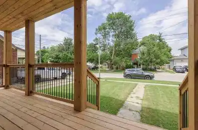 631 Lawrence Street Cambridge Ontario N3H 2M8