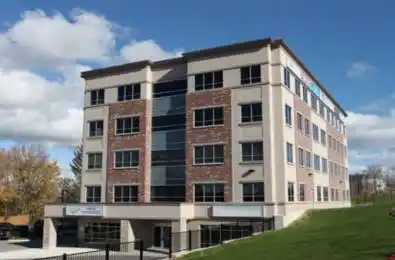 11 Lakeside Terrace Unit# 104 Barrie Ontario L4M 0H9