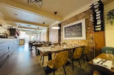 1182 St Clair Avenue Toronto W03 Ontario M6E 1B4