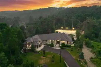 8 Midves Court Springwater Ontario L9X 0P3