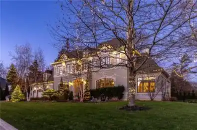 21 LAMBERT Common Oakville Ontario L6K 0H6