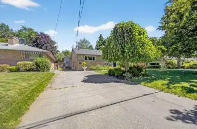 364 BEACHWOOD Avenue London South Ontario N6J 3K1