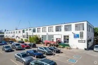 28 industrial Street Unit# 114 Toronto C11 Ontario M4G 1Y9