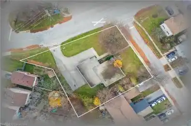 359 Lawrence Street Cambridge Ontario N3H 5E9