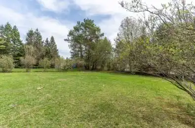 Ravenscliffe Road Huntsville Ontario P1H 1L7