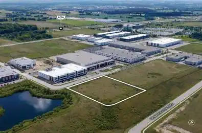 375 Addison Hall Circle Aurora Ontario L4G 3H9