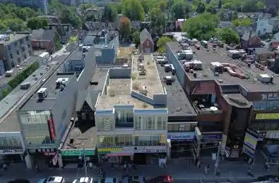 417 Dundas Street Toronto C01 Ontario M5T 1G6