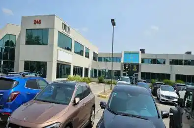 245 West Beaver Creek Road Unit# 6 Richmond Hill Ontario L4B 1L1