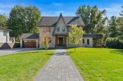 320 Hillcrest Road Rockcliffe Park Ontario K1M 0J6